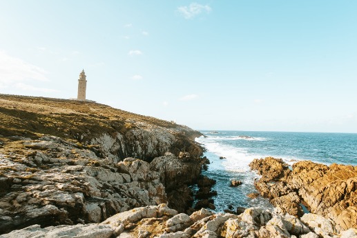 pexels.com, by Ave Calvar Martinez, letzter Zugriff am 20. September 2019 unter https://www.pexels.com/photo/lighthouse-3361704/